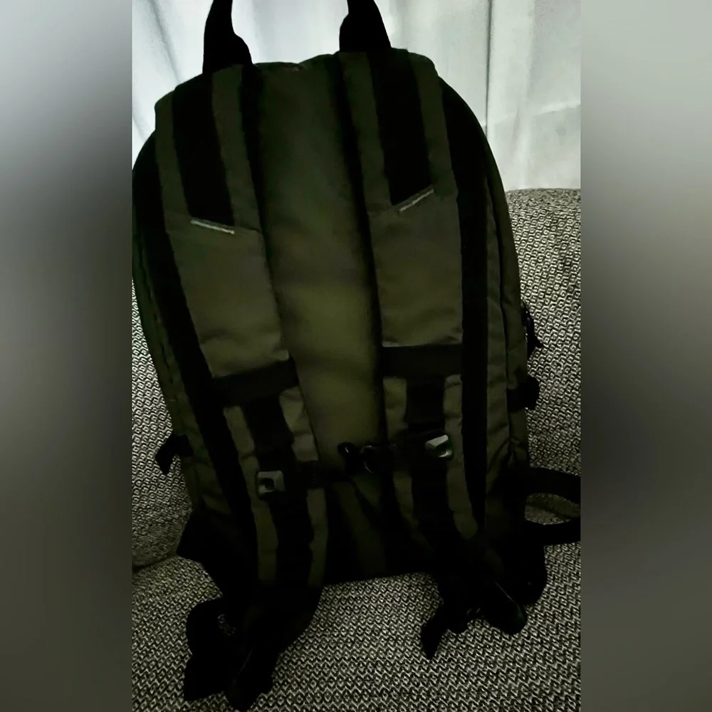 Oakley Dark Green Men's Backpack